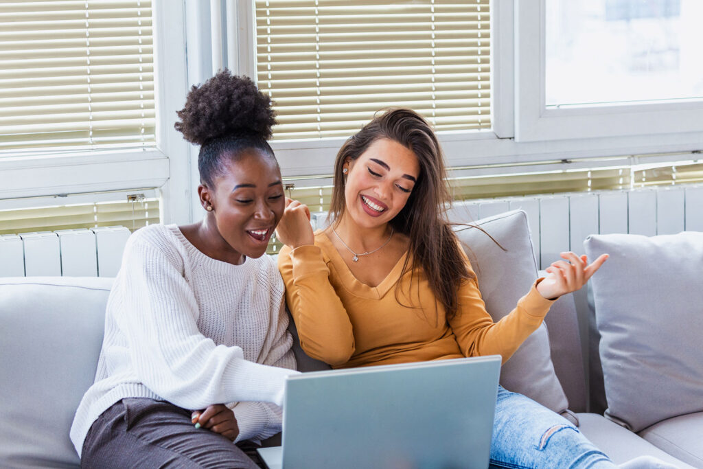 photo of friends using the internet at home